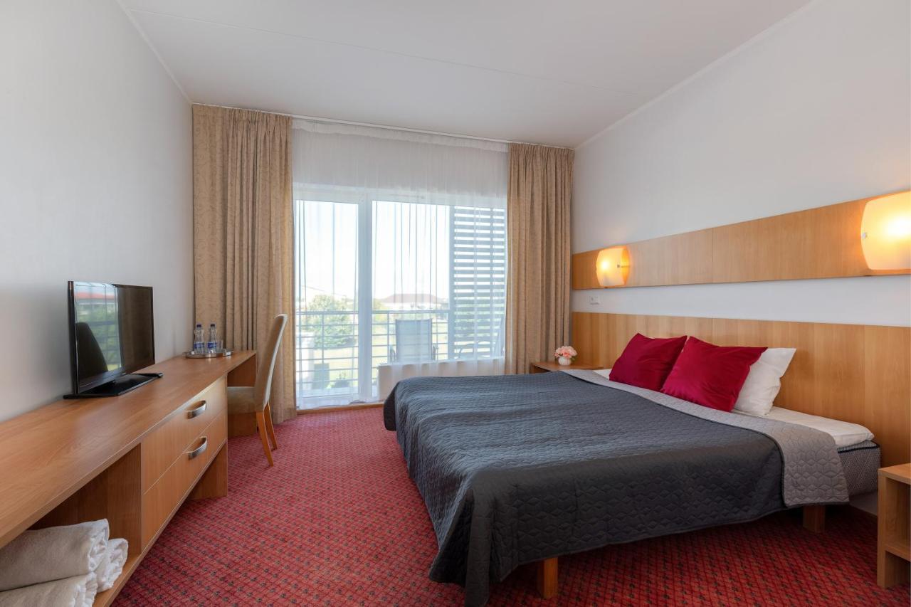 Raadimoisa Hotell Тарту Екстер'єр фото