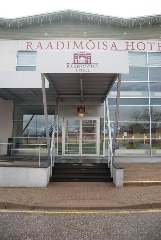 Raadimoisa Hotell Тарту Екстер'єр фото